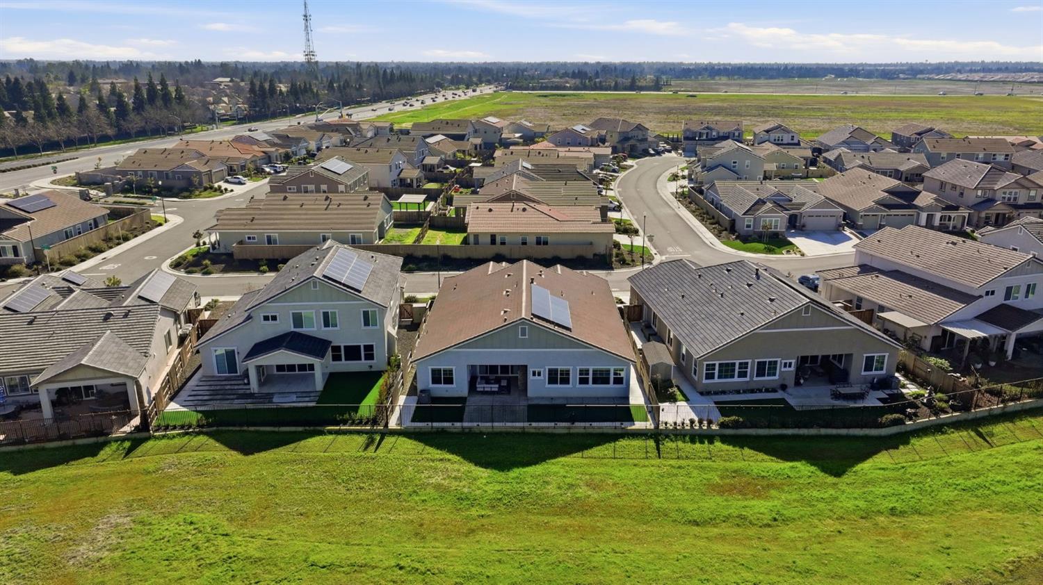 2121 Arbor Ridge Drive