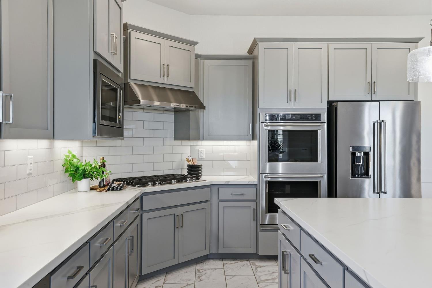 2121 Arbor Ridge Drive