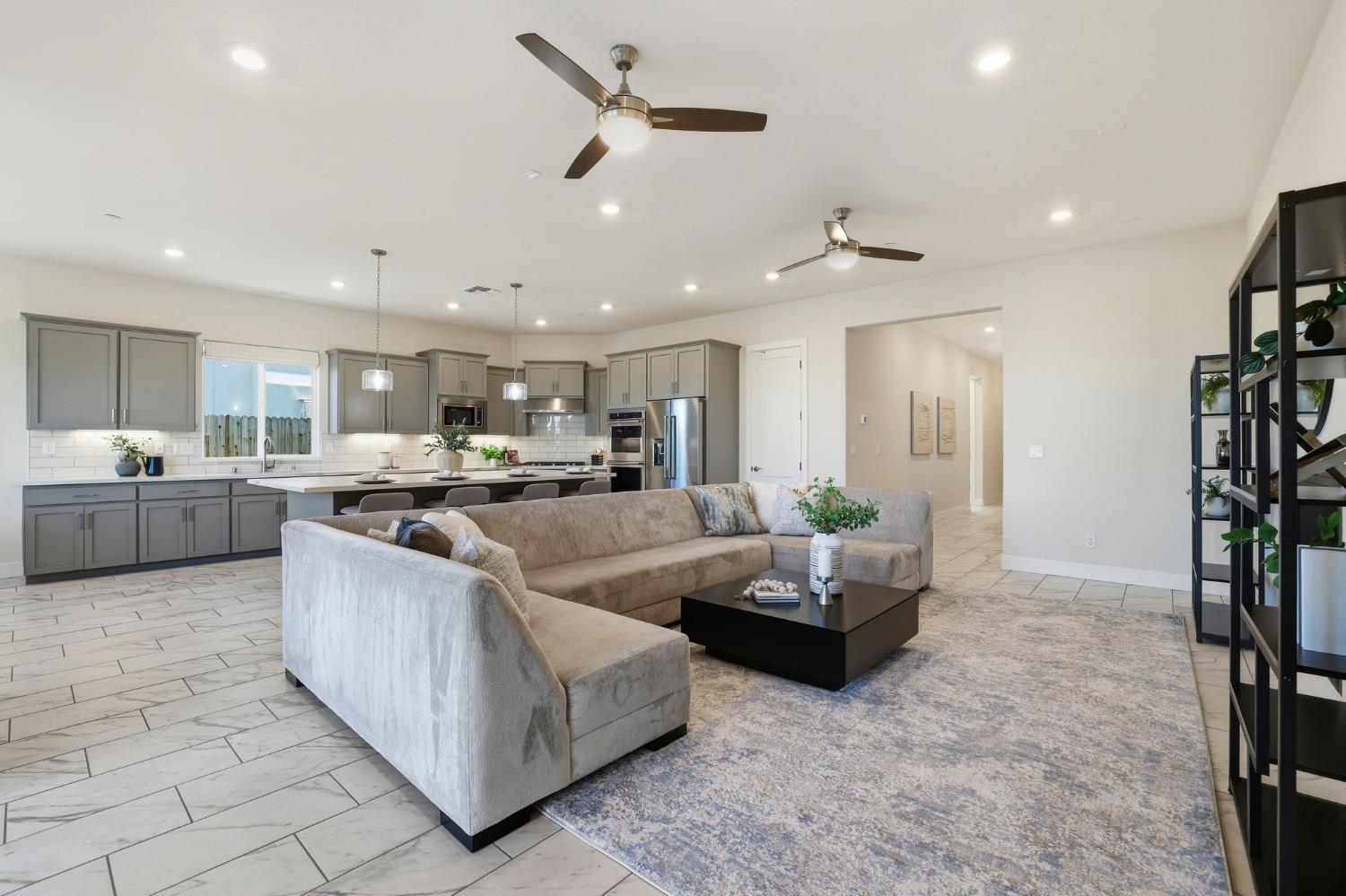 2121 Arbor Ridge Drive