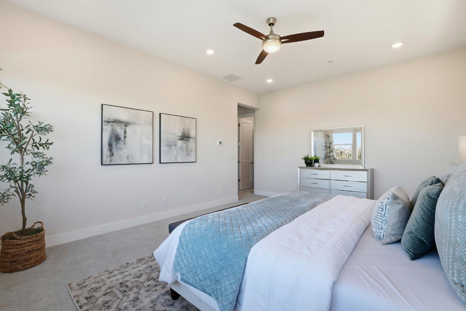 2121 Arbor Ridge Drive