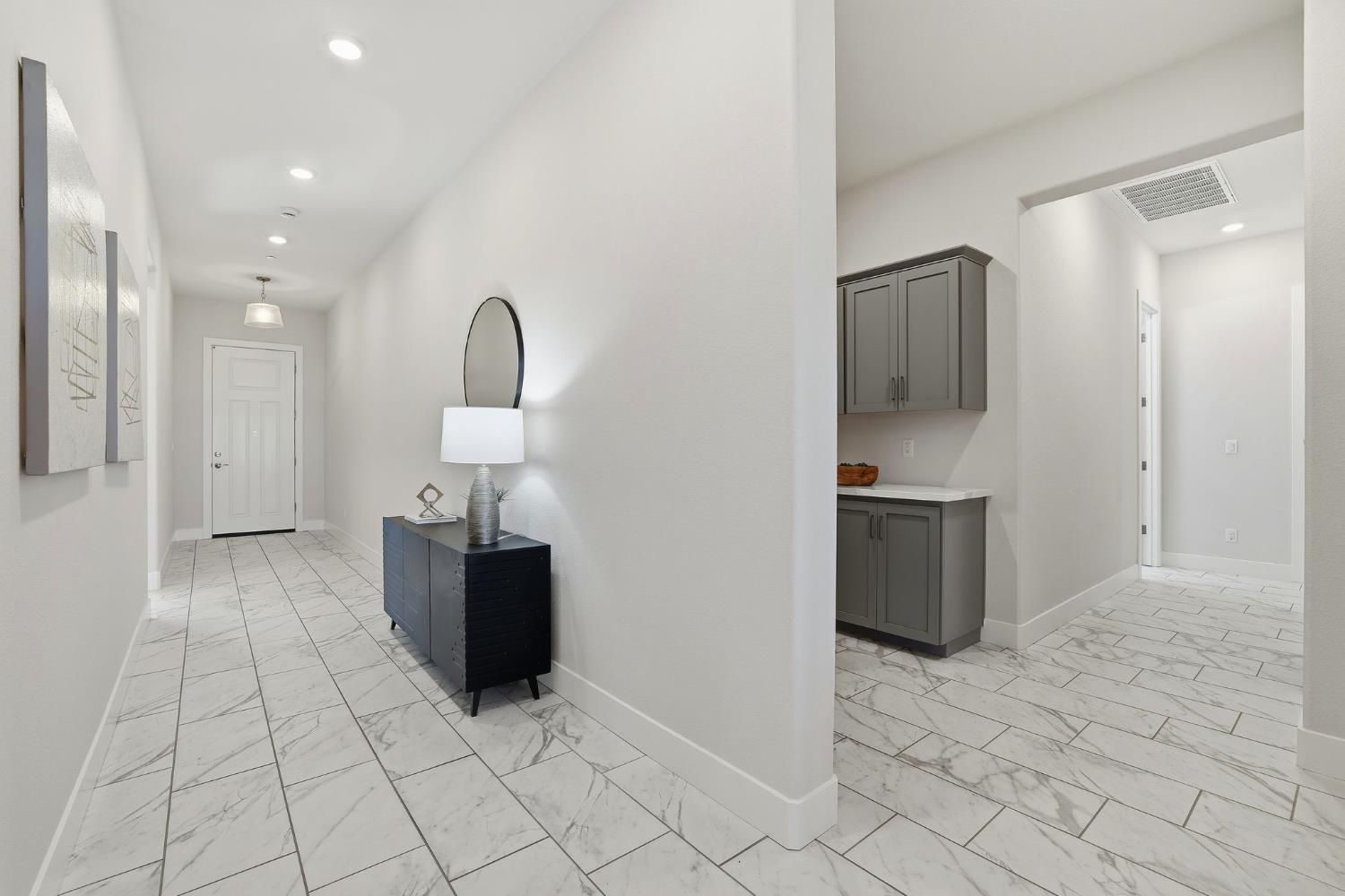 2121 Arbor Ridge Drive