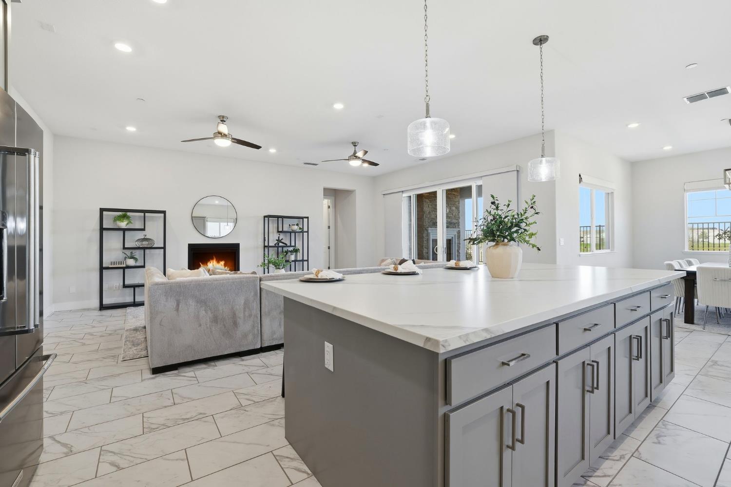 2121 Arbor Ridge Drive