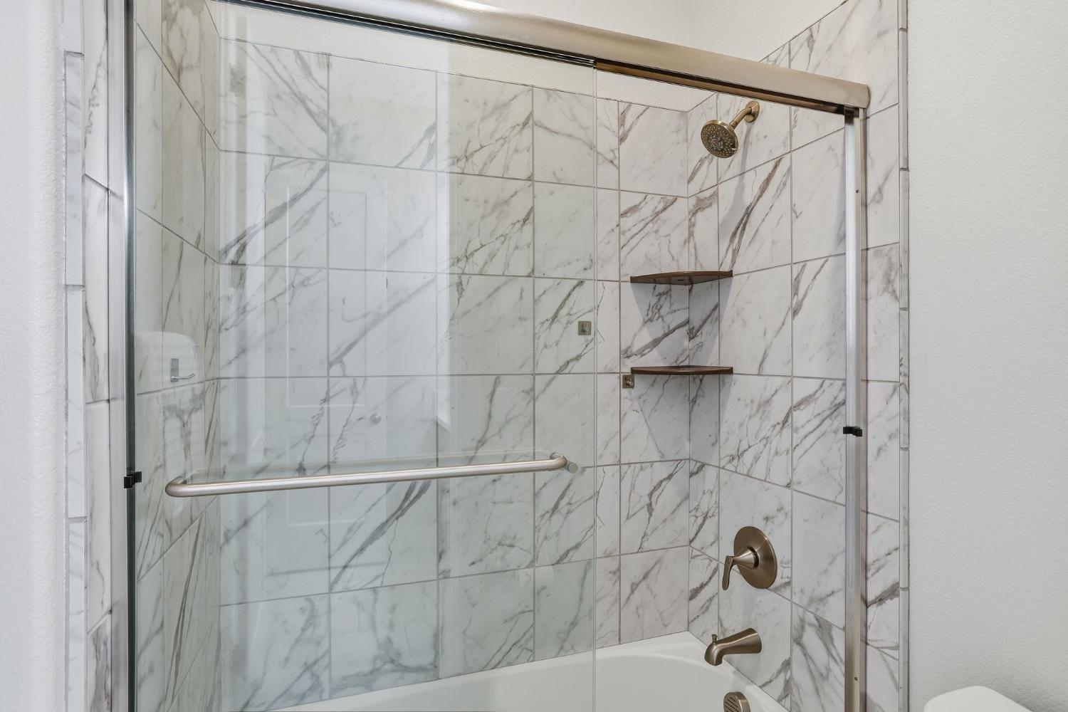 2121 Arbor Ridge Drive