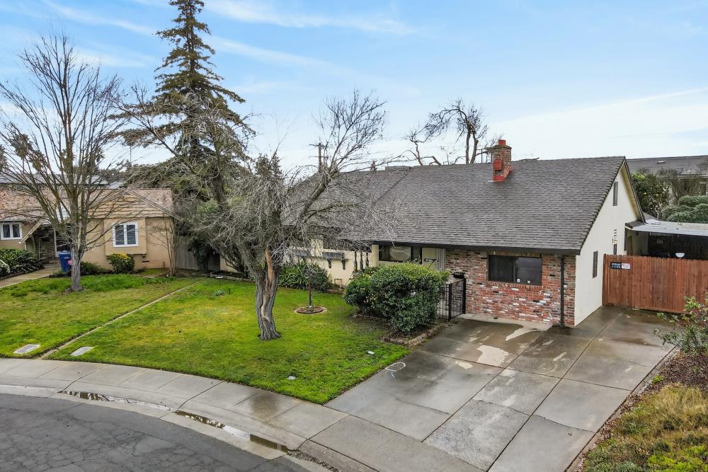4550 Green Tree Drive