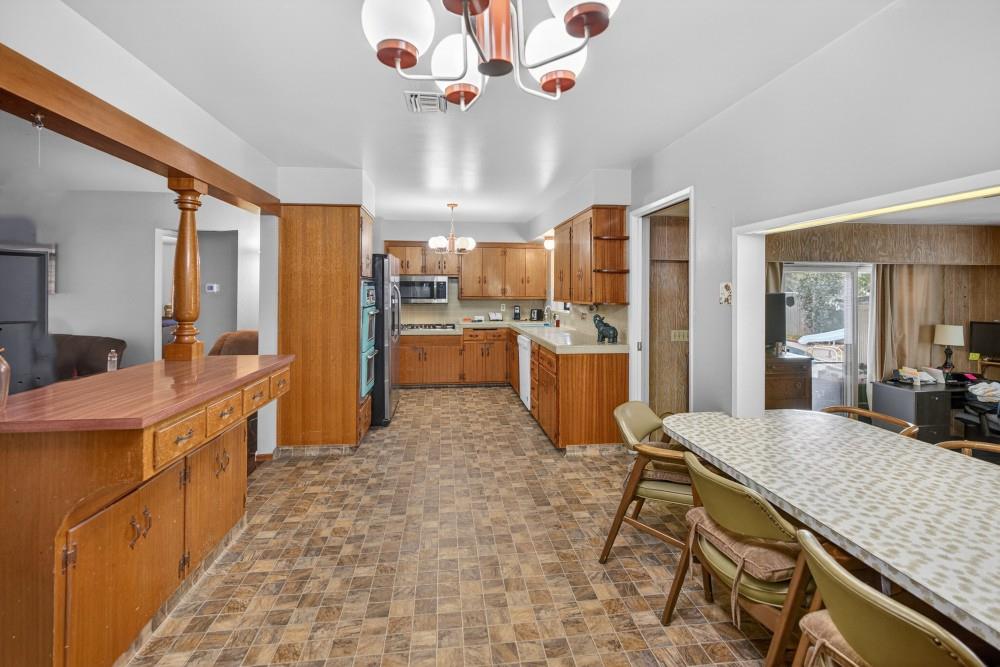 4550 Green Tree Drive