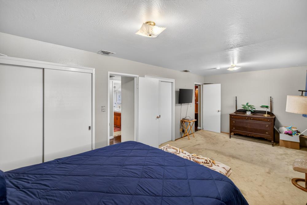 4550 Green Tree Drive