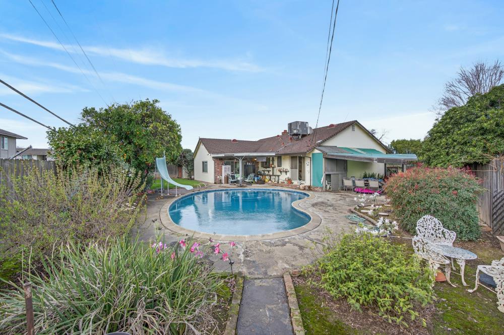 4550 Green Tree Drive