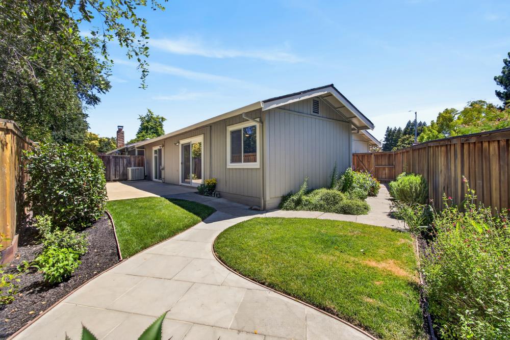 1115 Meadow Gate Drive
