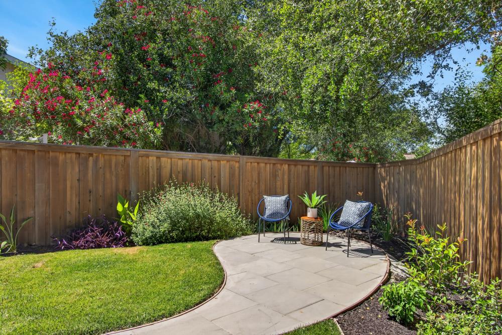 1115 Meadow Gate Drive