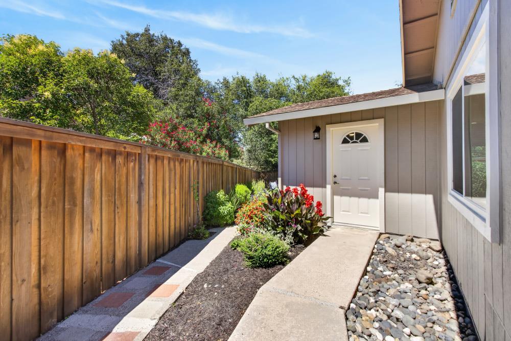 1115 Meadow Gate Drive
