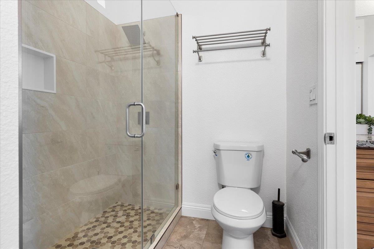 1019 Dornajo Way 225