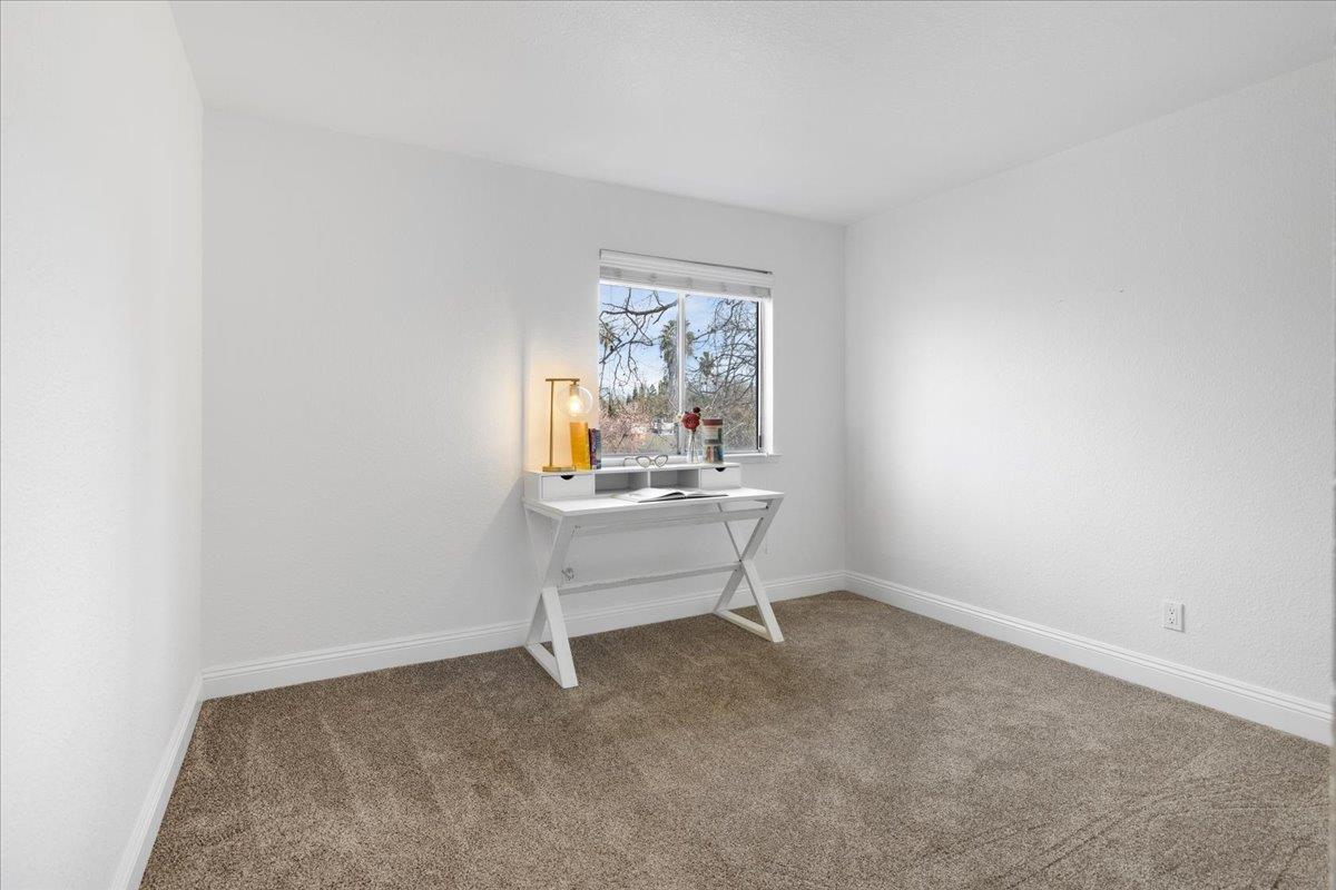 1019 Dornajo Way 225