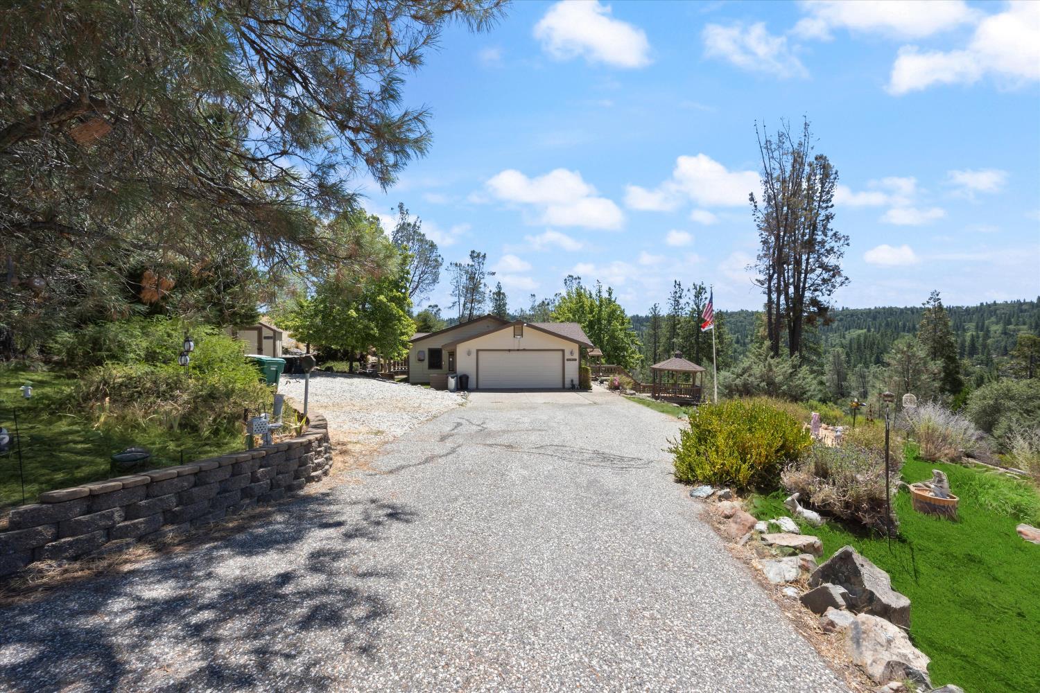 12423 Lowhills Road