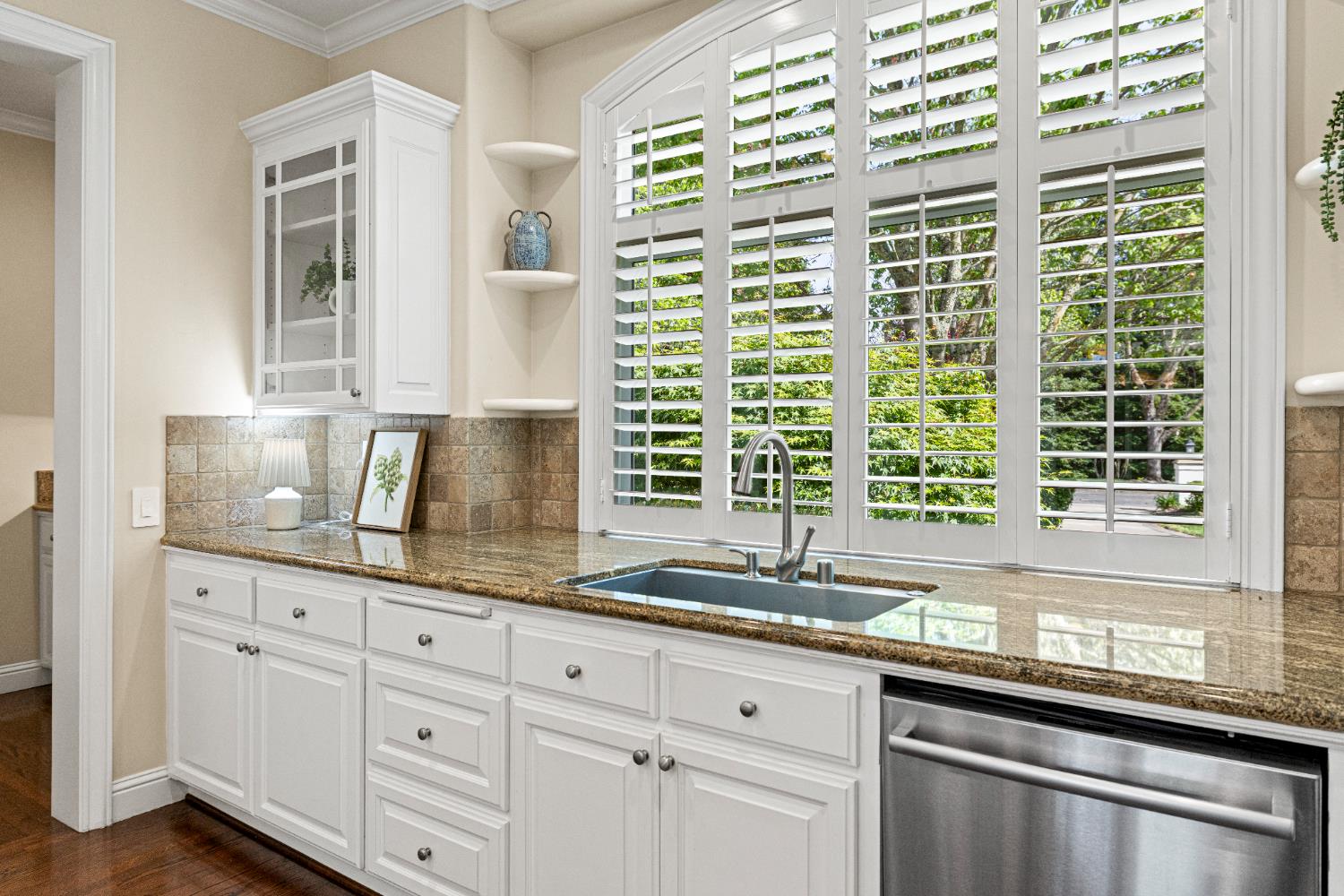 9505 Ashbourne Court