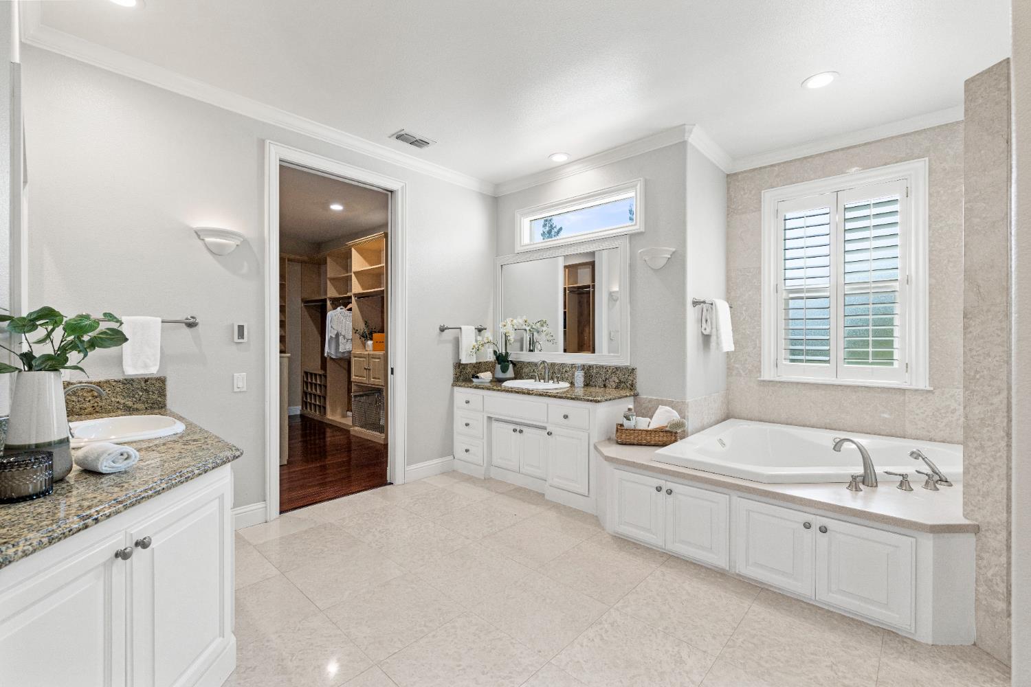 9505 Ashbourne Court