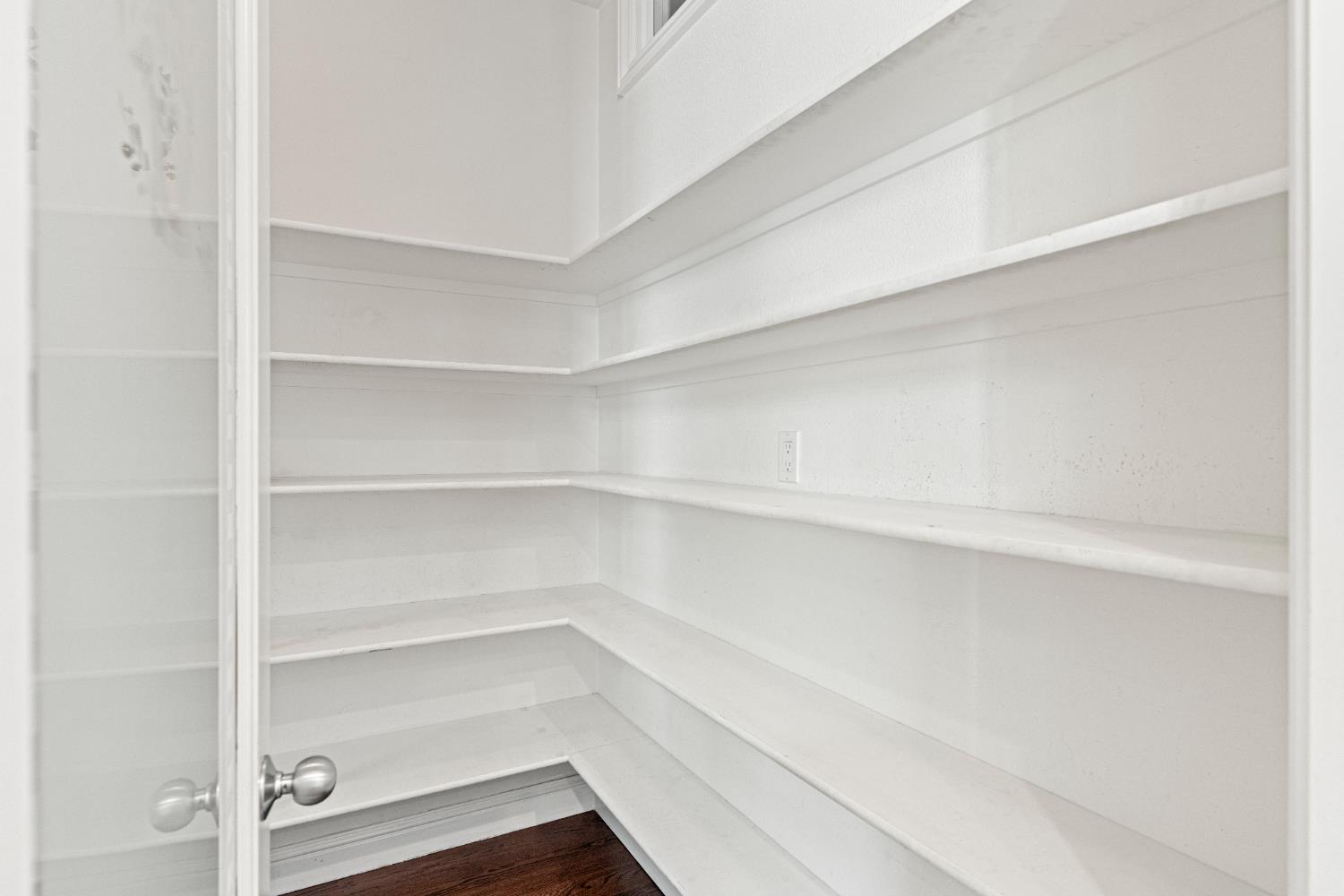 9505 Ashbourne Court