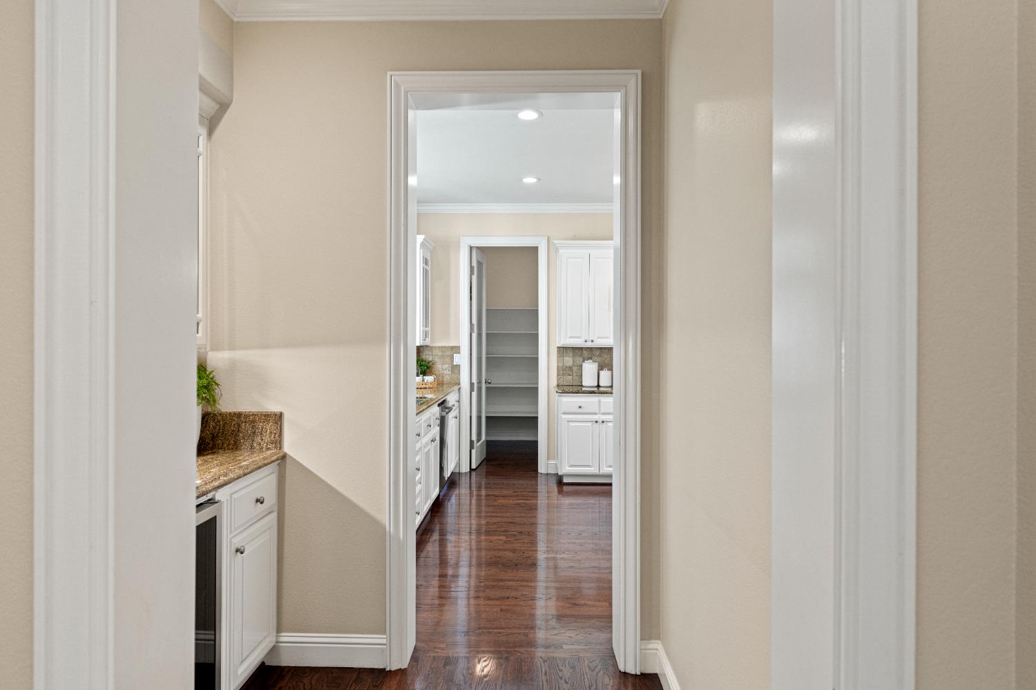 9505 Ashbourne Court