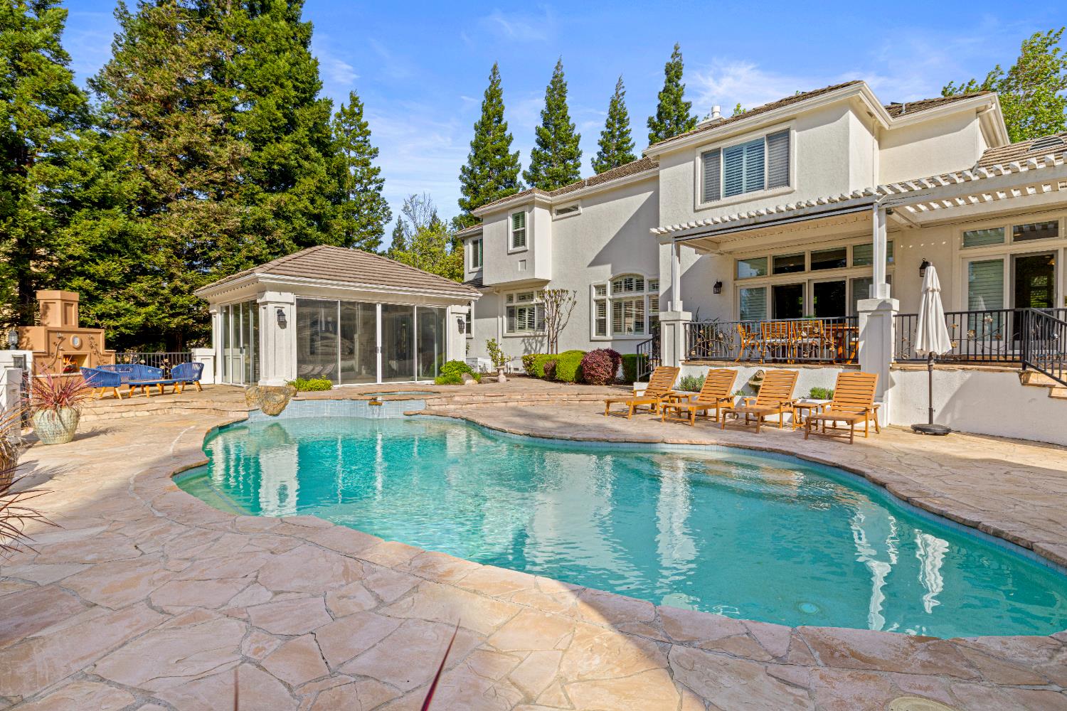 9505 Ashbourne Court