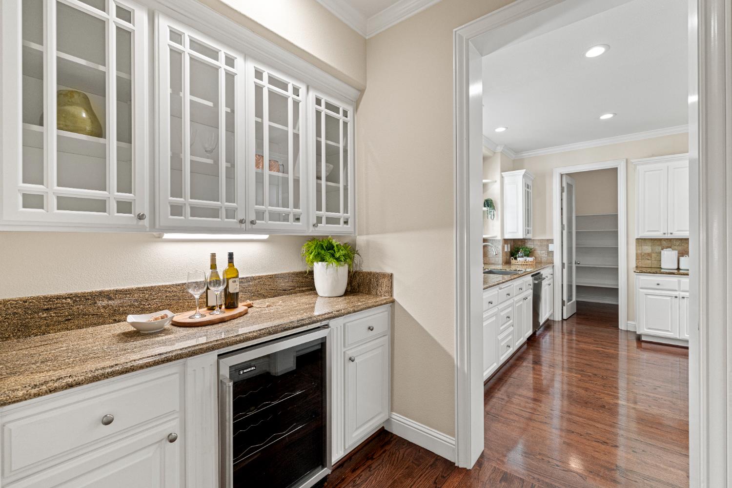 9505 Ashbourne Court