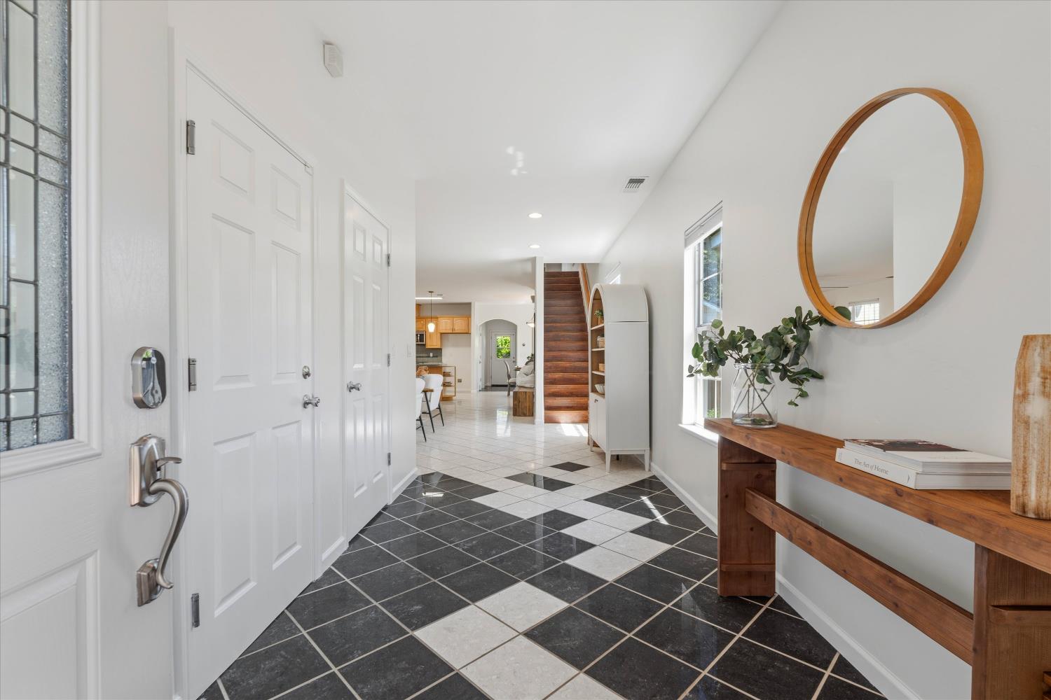2121 Perkins Way