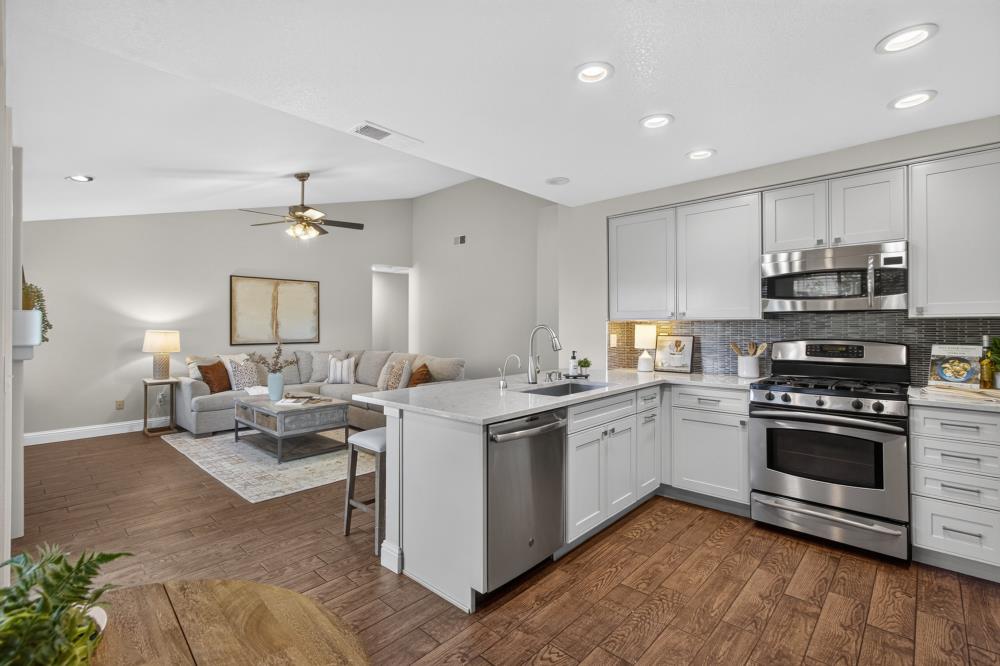 2237 Americana Drive