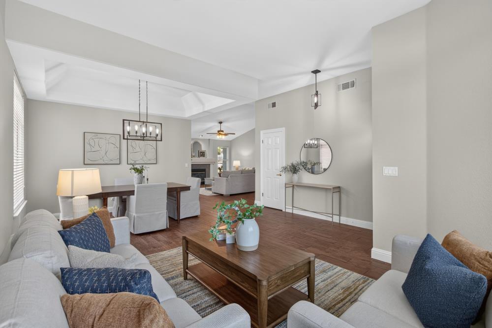 2237 Americana Drive