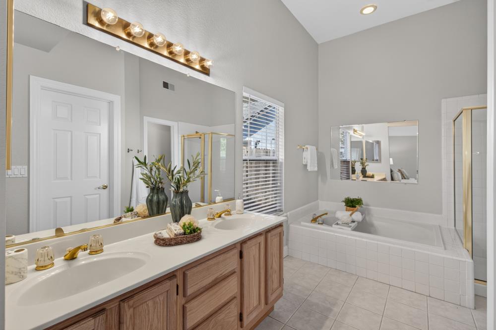 2237 Americana Drive