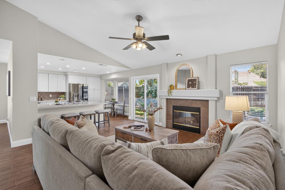 2237 Americana Drive