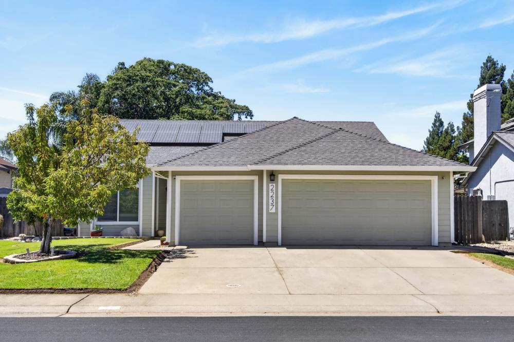 2237 Americana Drive