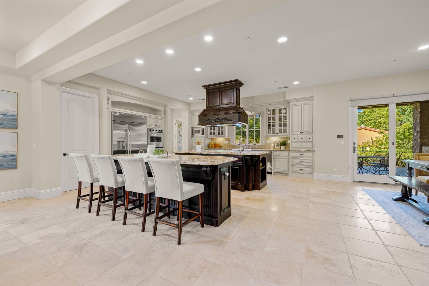 5301 Montserrat Lane