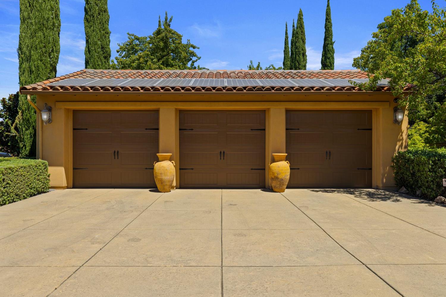 5301 Montserrat Lane