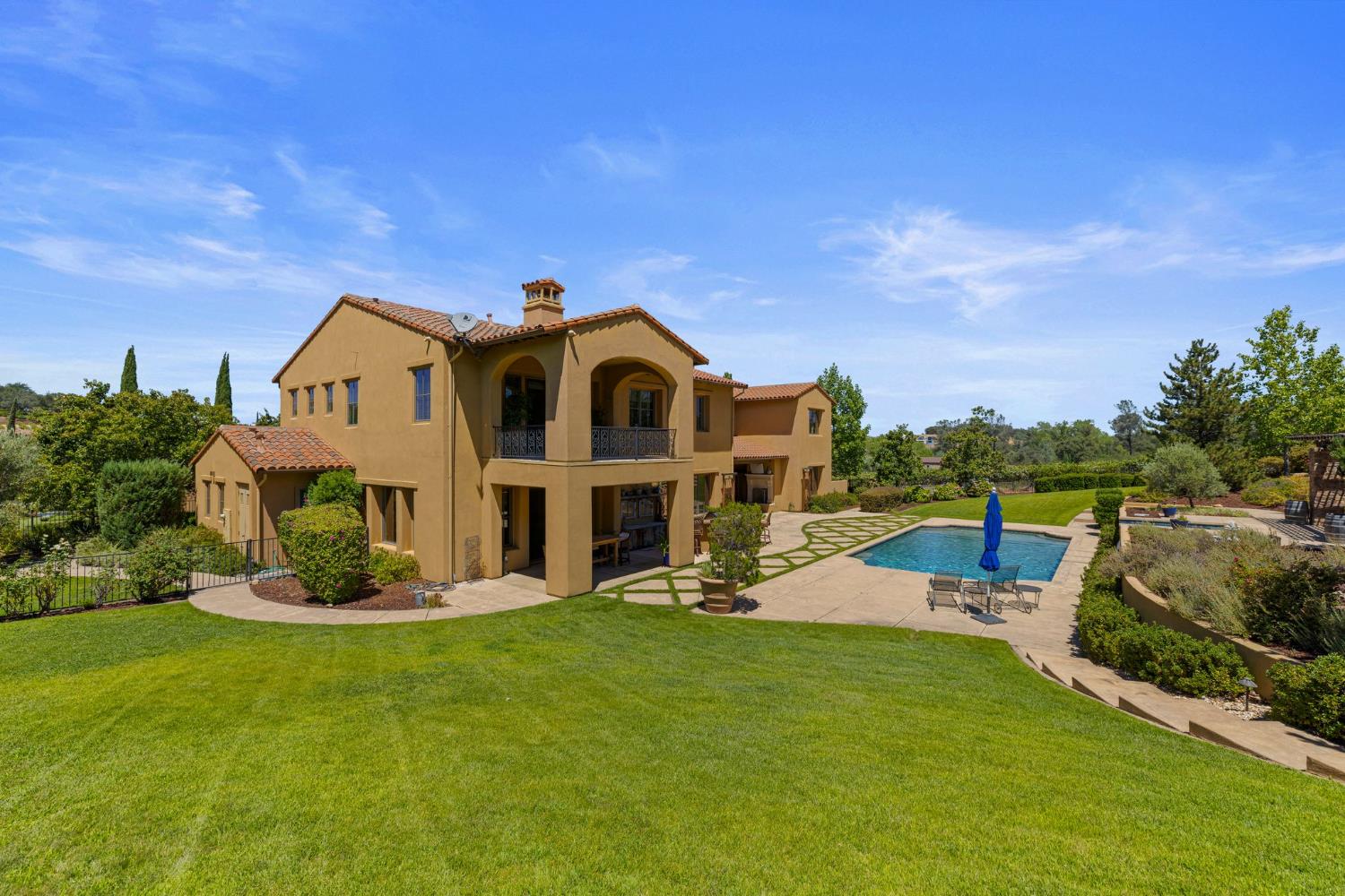 5301 Montserrat Lane