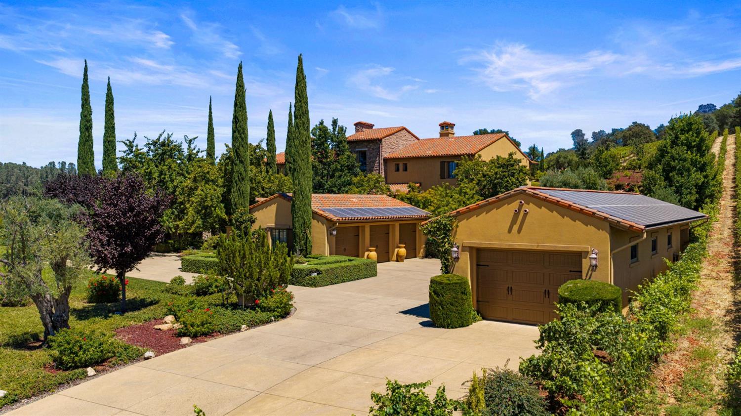 5301 Montserrat Lane