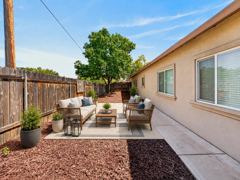 237 Sierra Boulevard
