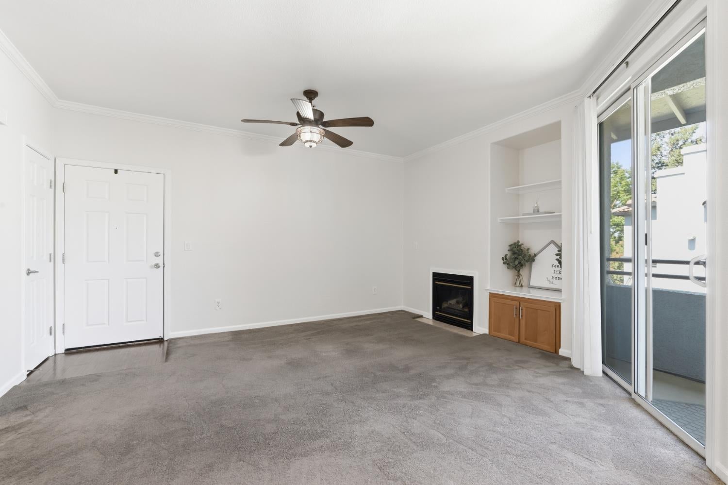 5201 Laguna Oaks Drive 14