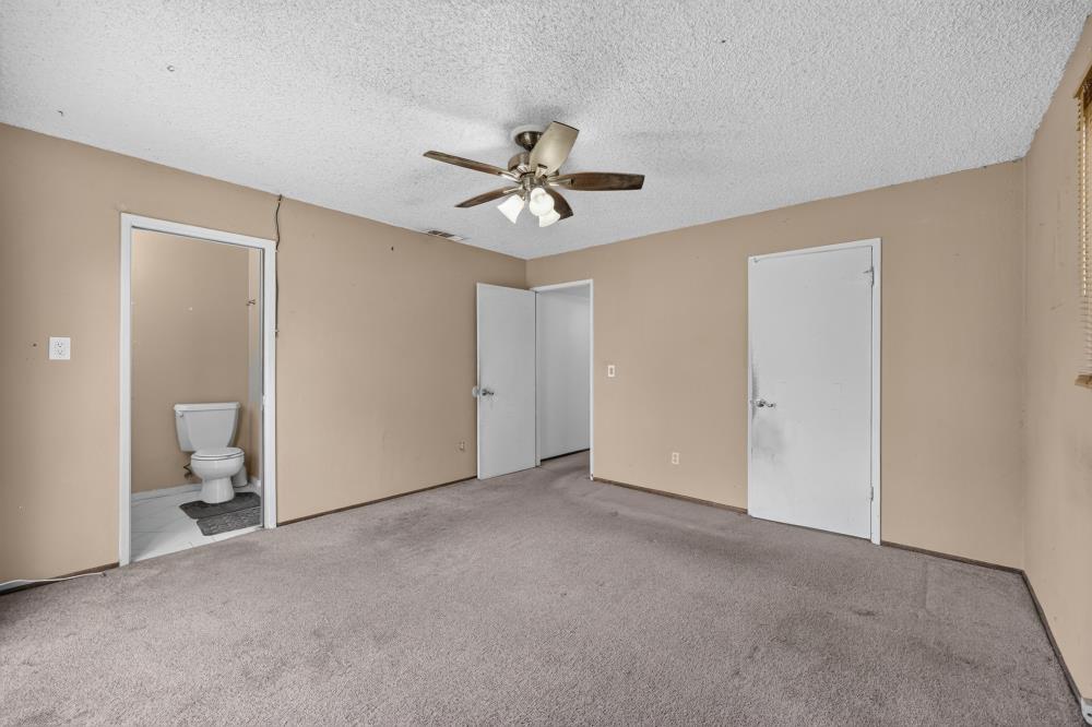 4433 White Oak Court