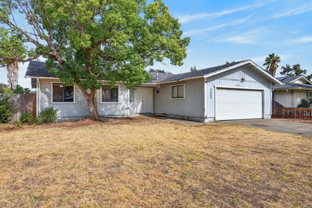 4433 White Oak Court