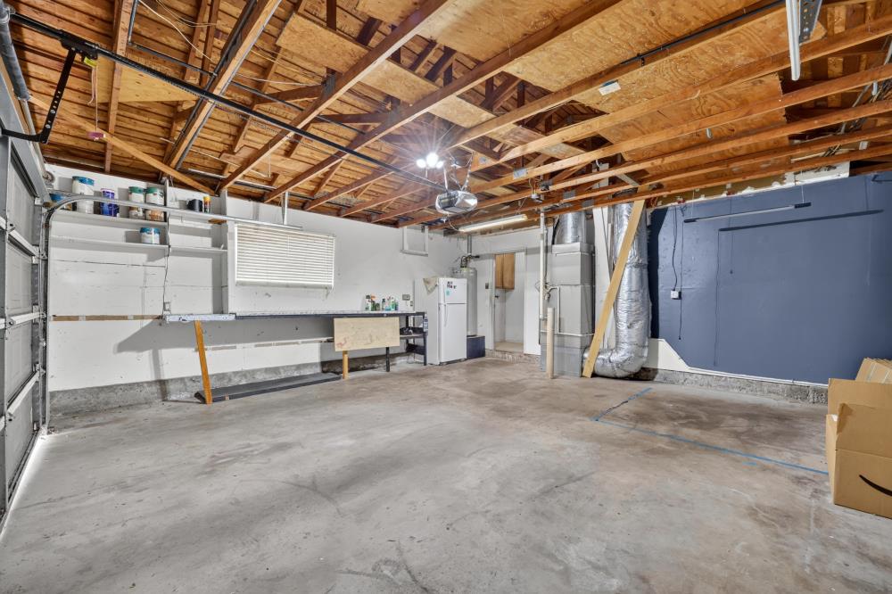 4433 White Oak Court