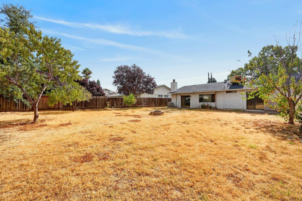 4433 White Oak Court
