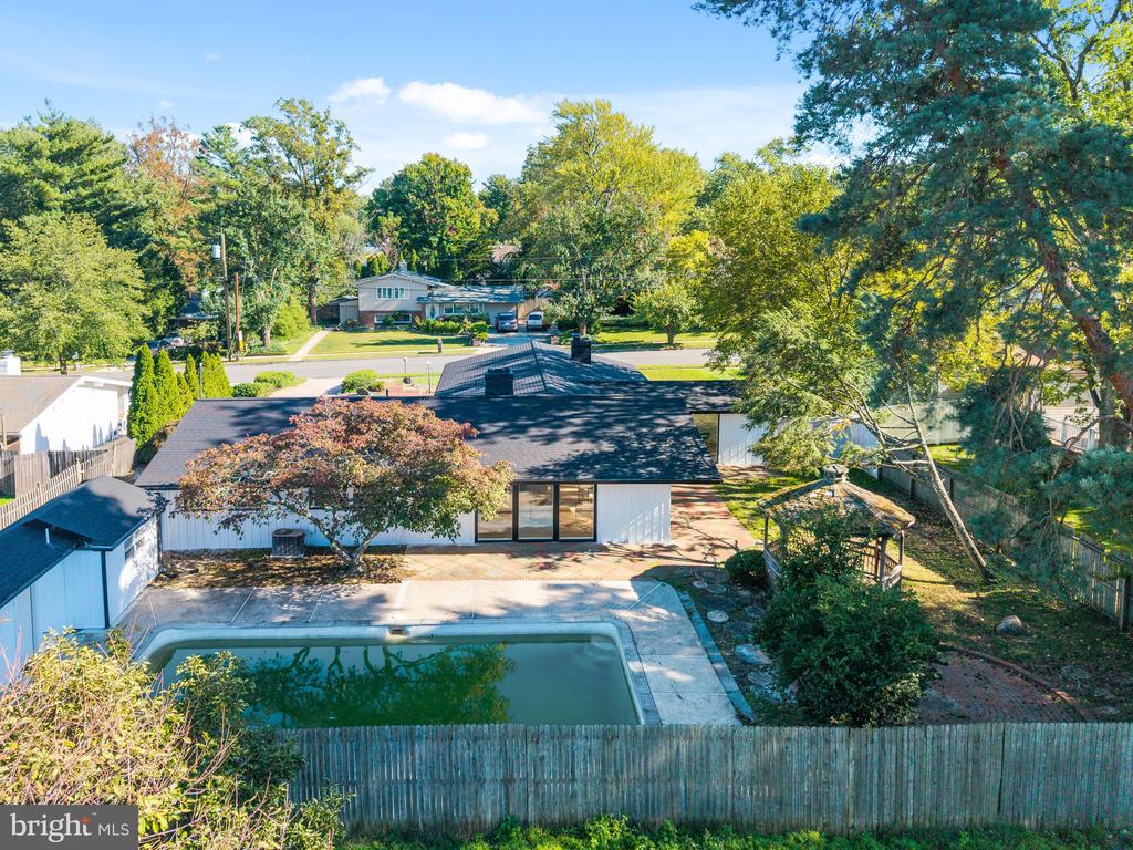 415 GARDEN STATE DRIVE