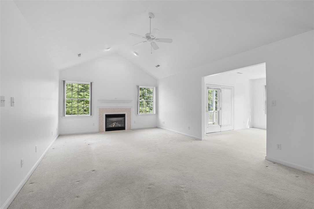 903 Hidden Meadows Cir