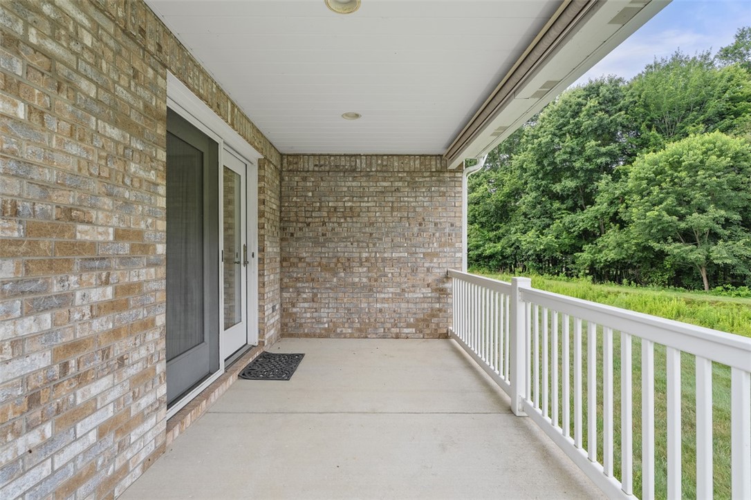 903 Hidden Meadows Cir