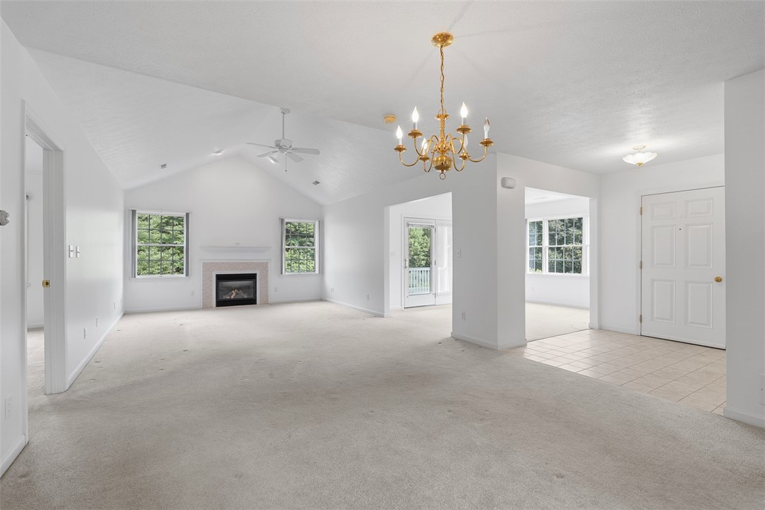903 Hidden Meadows Cir