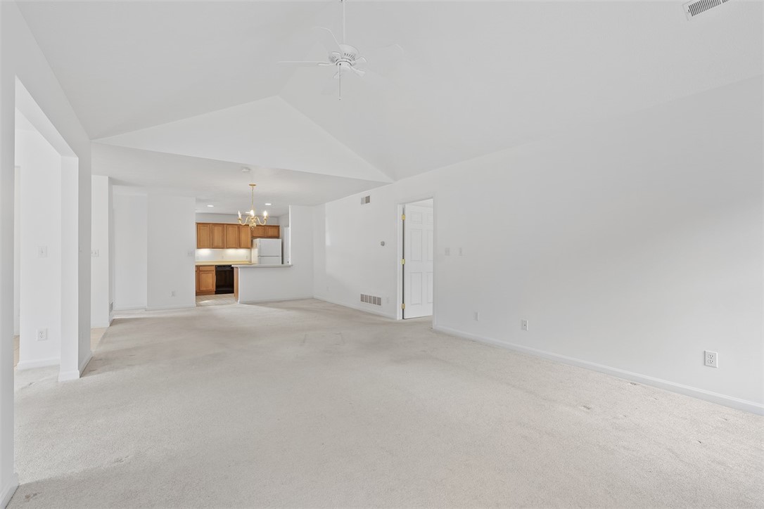 903 Hidden Meadows Cir