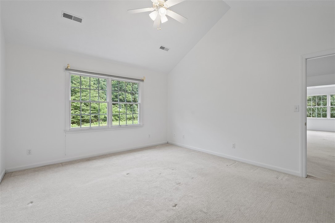 903 Hidden Meadows Cir