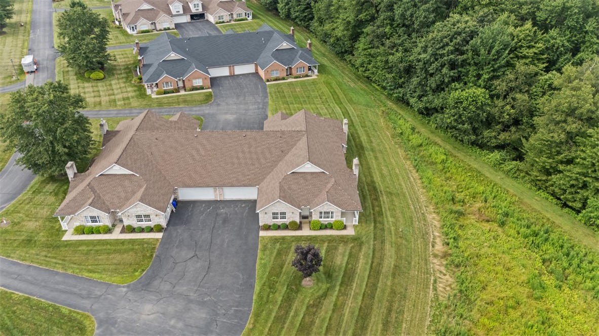 903 Hidden Meadows Cir
