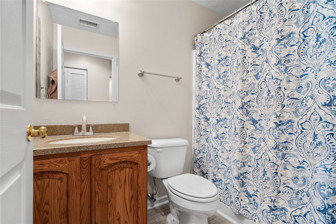 160 Southern Valley Ct