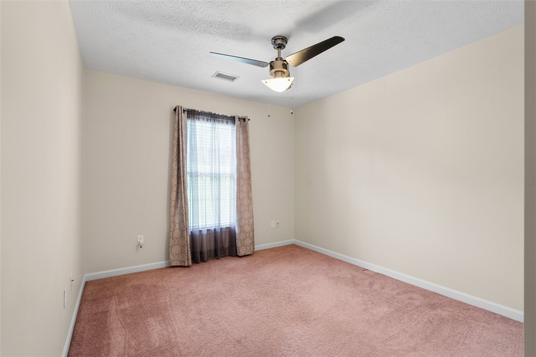 160 Southern Valley Ct