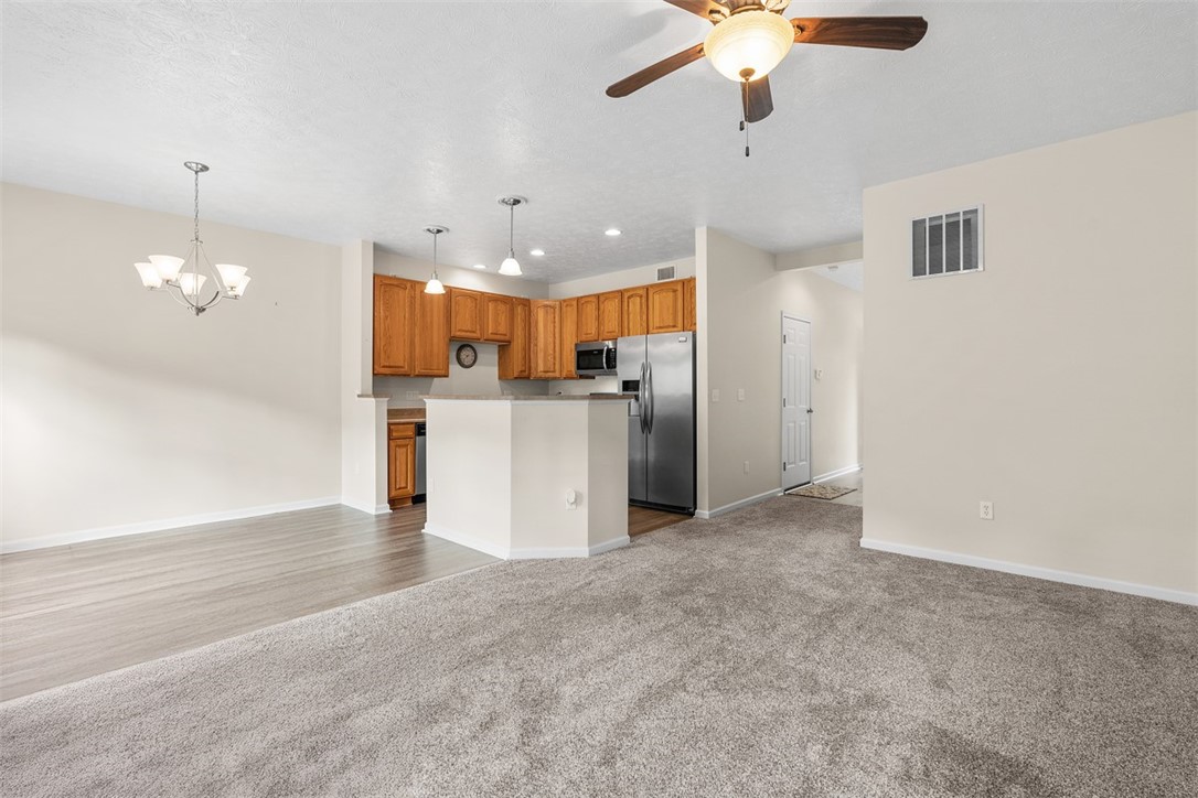 160 Southern Valley Ct