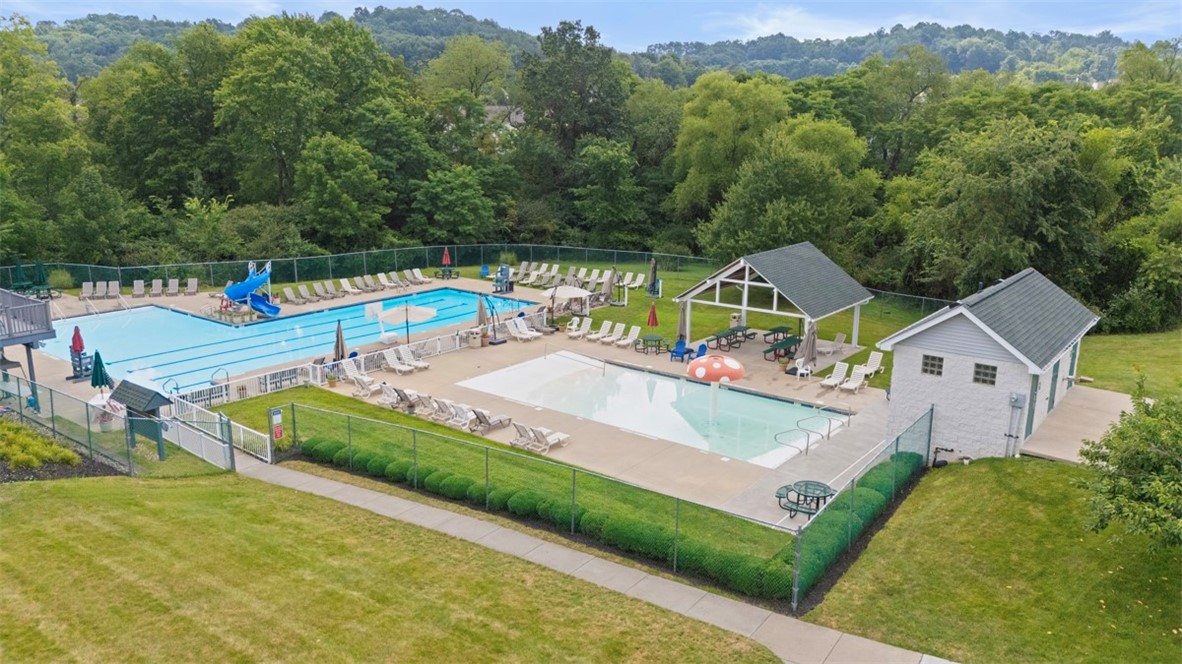 160 Southern Valley Ct